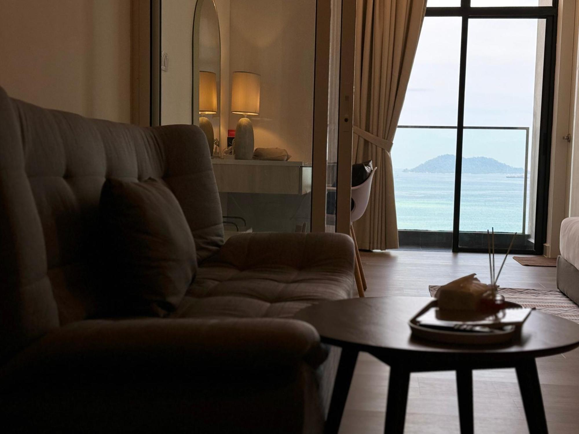 The Shore Cbd By Laxzone Apartment *