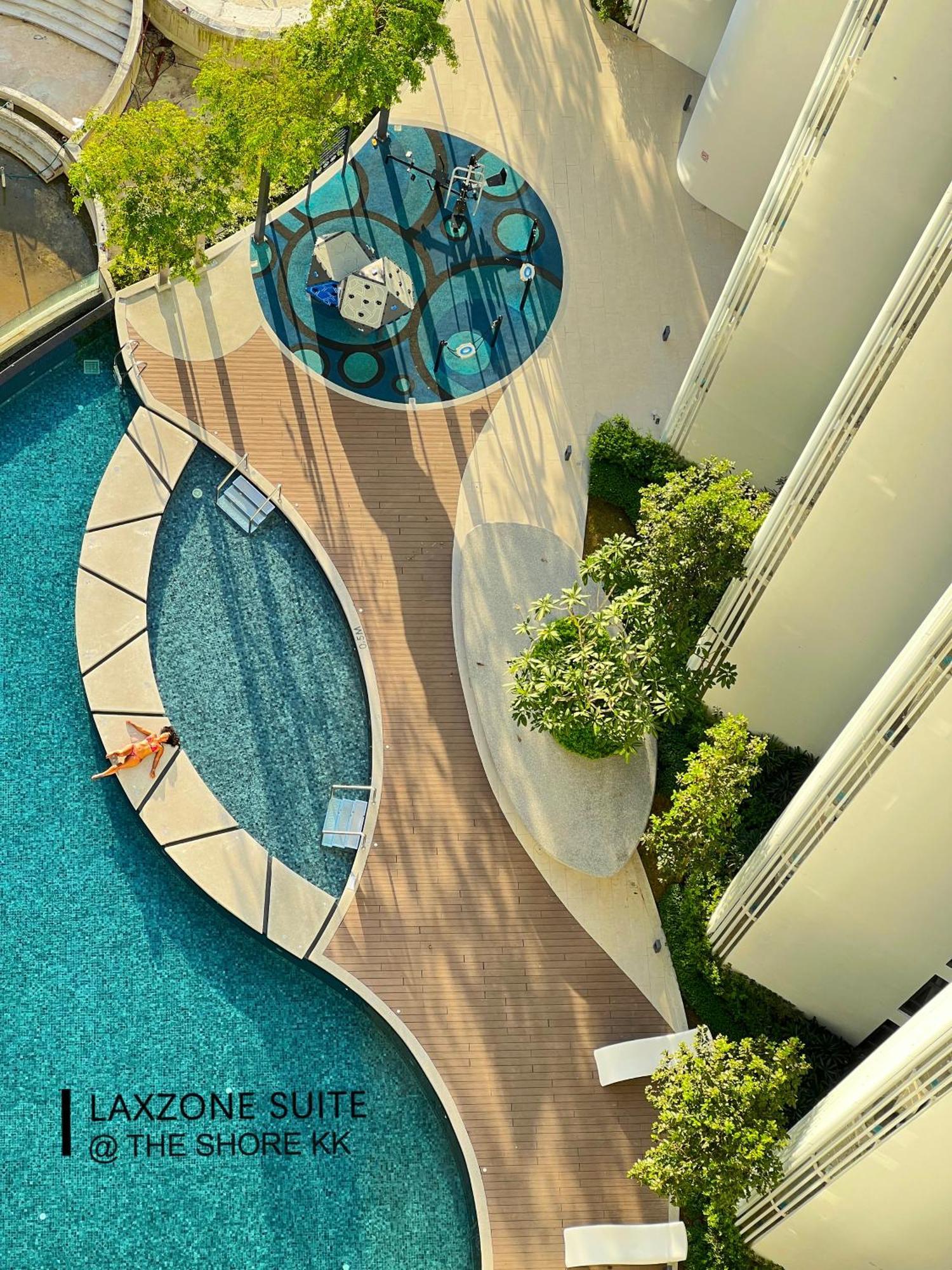 The Shore Cbd By Laxzone