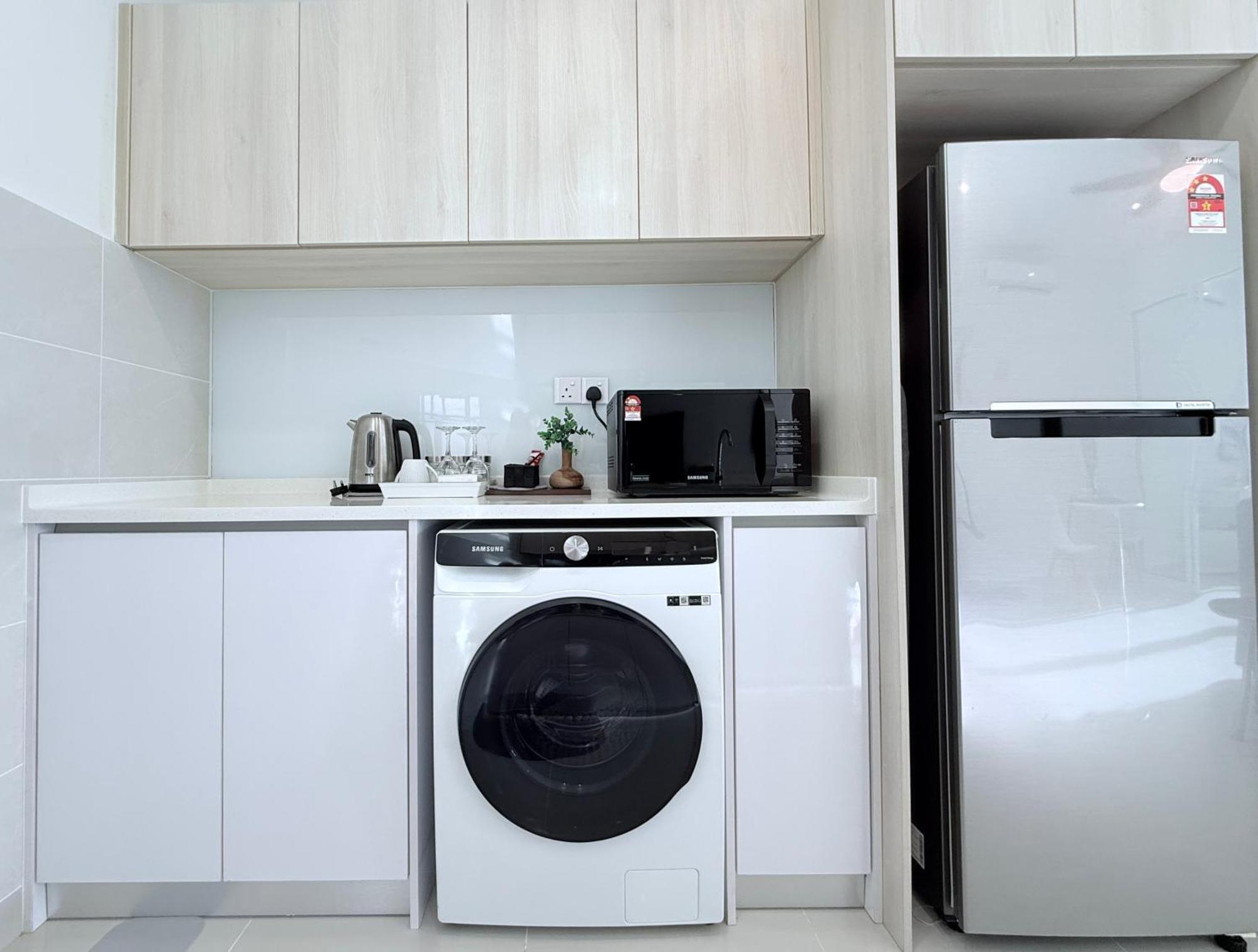 Apartment The Shore Cbd By Laxzone Kota Kinabalu