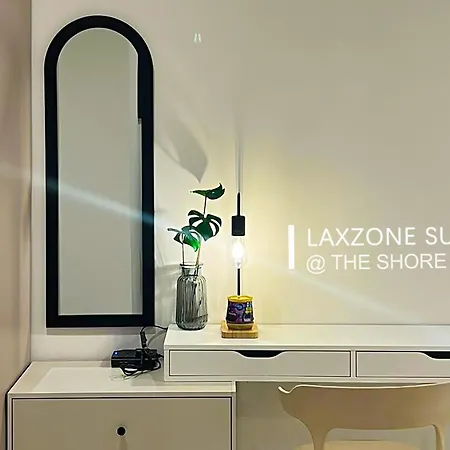 The Shore Cbd Kota Kinabalu By Laxzone Suite Exterior photo