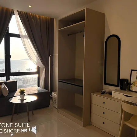 The Shore Cbd Kota Kinabalu By Laxzone Suite Exterior photo