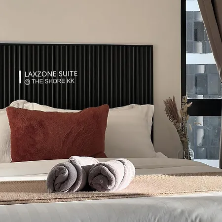 The Shore Cbd Kota Kinabalu By Laxzone Suite Exterior photo
