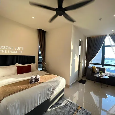 The Shore Cbd Kota Kinabalu By Laxzone Suite Exterior photo
