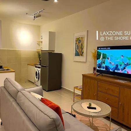 The Shore Cbd Kota Kinabalu By Laxzone Suite Exterior photo