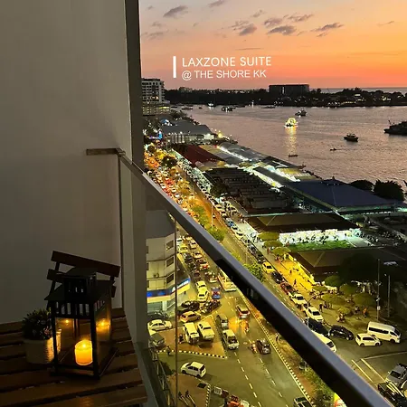 The Shore Cbd Kota Kinabalu By Laxzone Suite Exterior photo