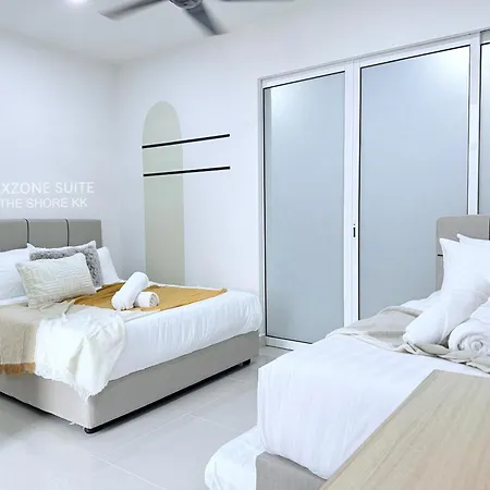 The Shore Cbd Kota Kinabalu By Laxzone Suite Exterior photo