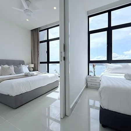 The Shore Cbd Kota Kinabalu By Laxzone Suite Exterior photo